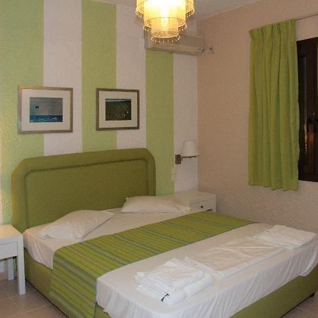 Perla Hotel Агия-Пелагия  Экстерьер фото